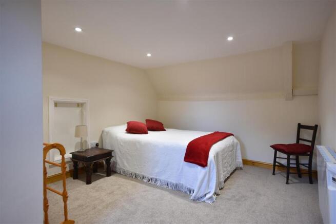 BEDROOM SIX