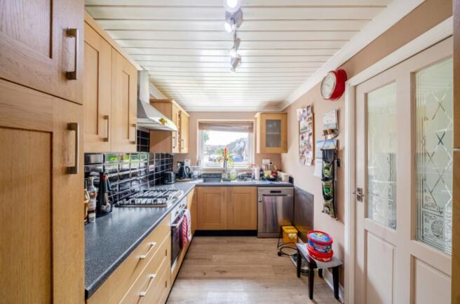 1306551-11-684ac8eb51583