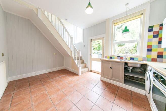 Kitchen & dining room