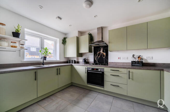 4258a847-4d78-479...