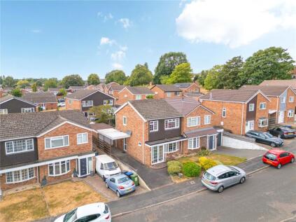 Knoll Drive, Warwick, Warwickshire, CV34