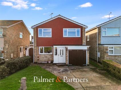 Worcester Close, Mayland, Essex, CM3