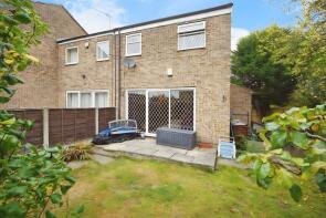 58, Willow Garth Avenue, Whinmoor, Leeds LS14 2DY