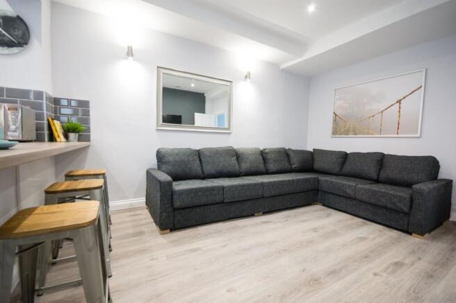Open Plan Kitchen and Lounge
