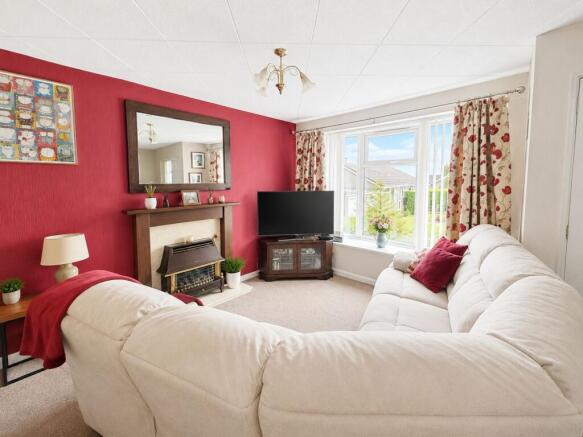 2 bed Bungalow for sale Image 4