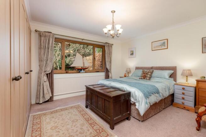 3 bed Detached Bungalow for sale Image 10