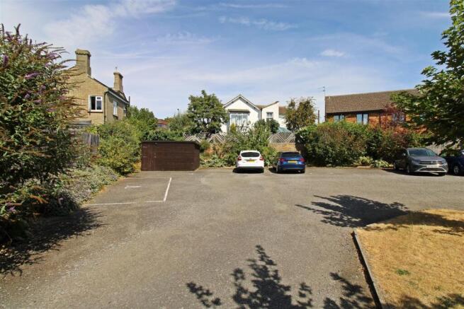 Saffron Court, Biggleswade photo 4