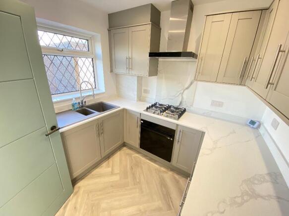 Sterndale Drive, Fenpark, Stoke on Trent, ST4 2QD photo 4
