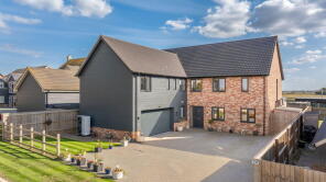 2, May Meadows, March PE15 0WJ