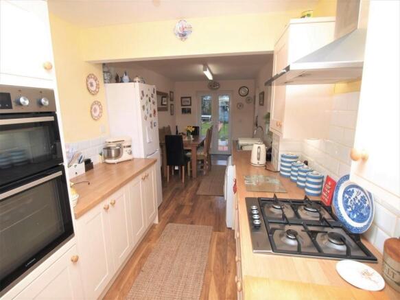 KITCHEN/DINER