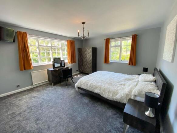 3 bed Detached Bungalow to rent Image 11