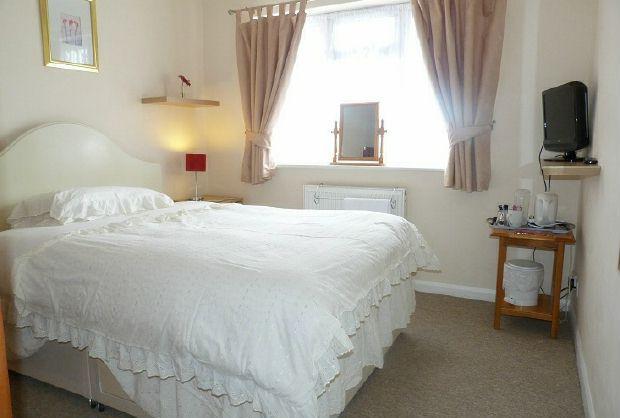 Guest Bedroom 4