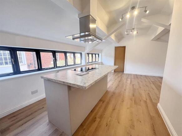 Lounge/ Kitchen (Open Plan)