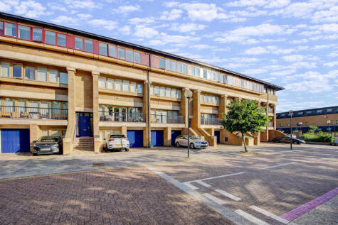North Row, Central Milton Keynes, MK9