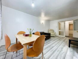 45, Grilse Close, London N9 0UU