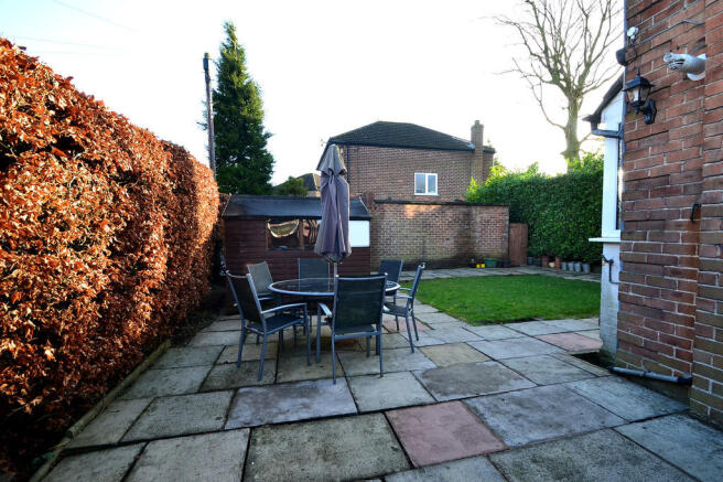 Side patio