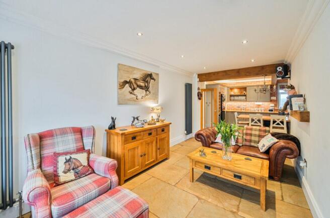 4 bed Detached for sale Image 6