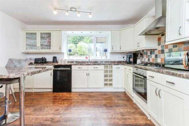 Kitchen/ Breakfast