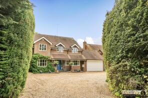 30b Tulip Tree House, Chipperfield Road, Bovingdon, Hemel Hempstead HP3 0JW