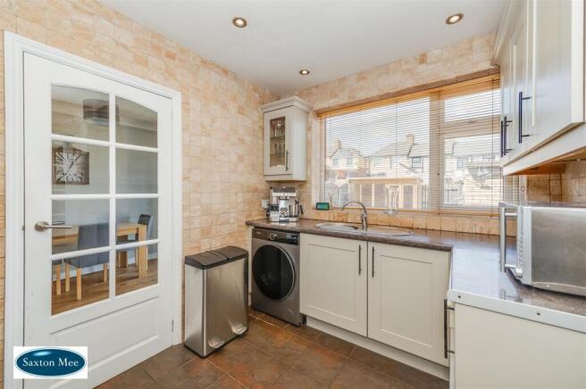 3 bed Semi-Detached for sale Image 7