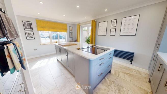 4 bed Detached for sale Image 5