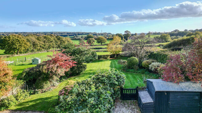 YEW TREE BARN - T...