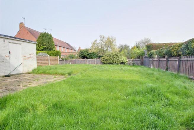 3 bed Semi-Detached for sale Image 10