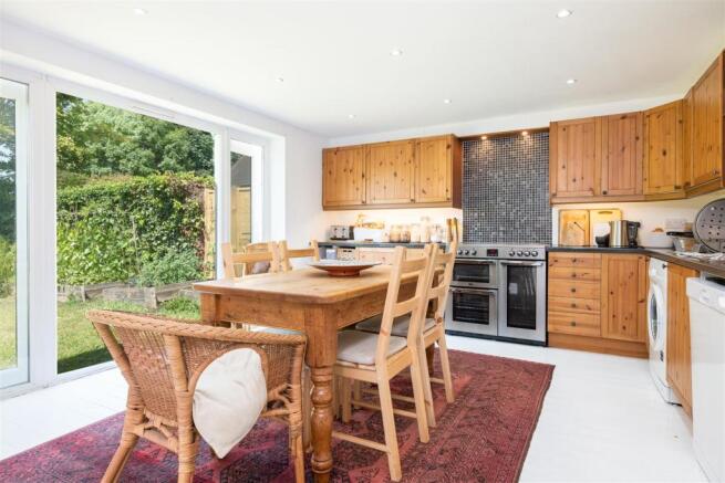 19 Paygate Cottages BN8 5RL-22.jpg