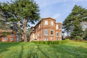 Flat 7, Warren House, St Peters Avenue, Caversham, Reading RG4 7RW