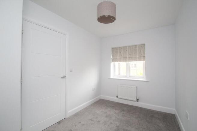3 bed Semi-Detached to rent Image 11