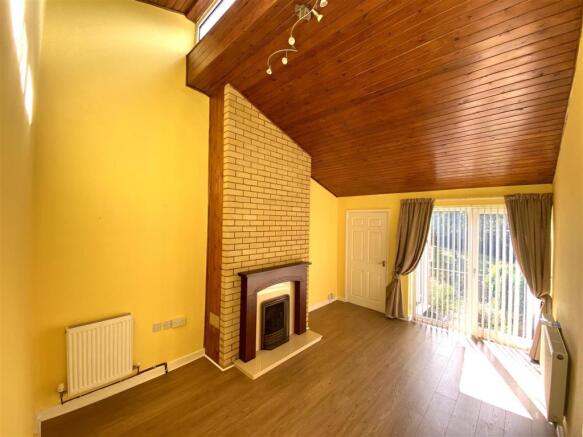 2 Maple Avenue Living Room DI .jpeg