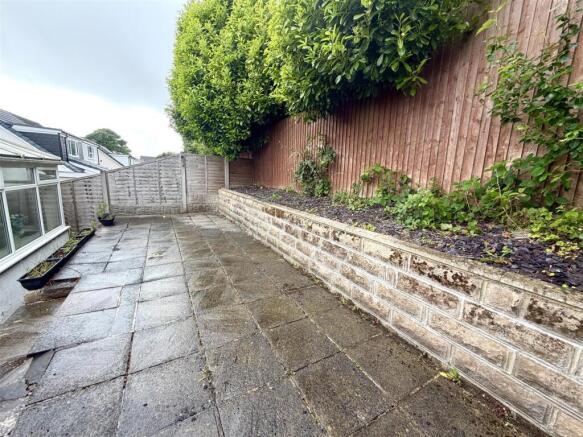3 bed Semi-Detached for sale Image 8