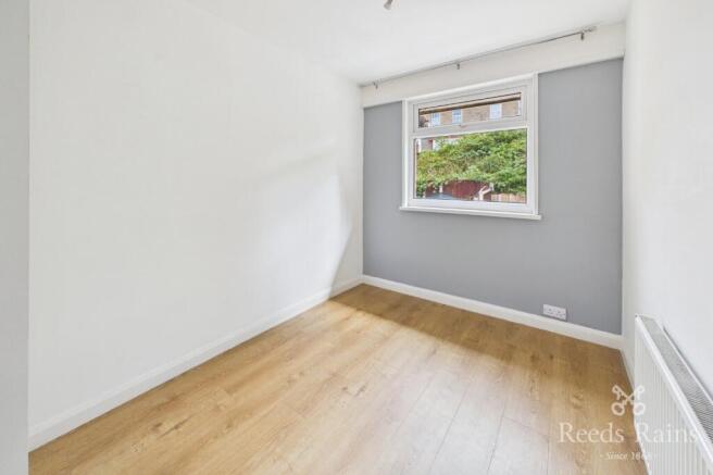 3 bed Terraced to rent Image 8