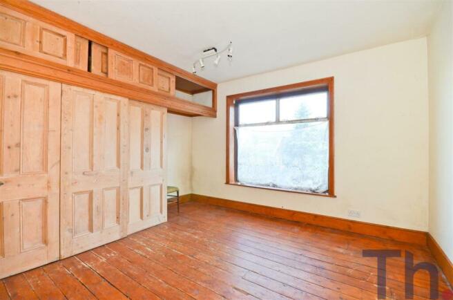 Bedroom 2.JPG