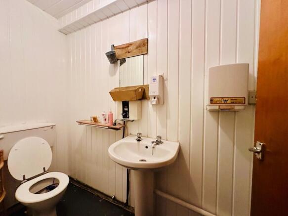 Staff WC