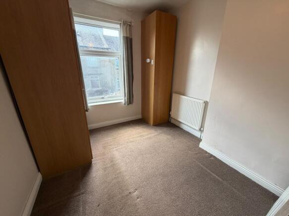 3 bed Terraced to rent Image 7
