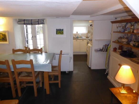 Dining rm 1.JPG