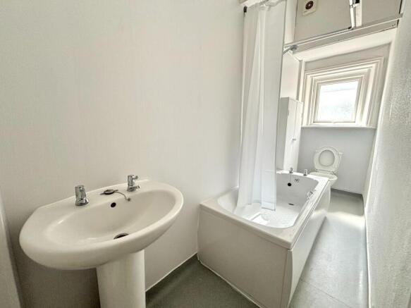 1 bed Flat to rent Image 7