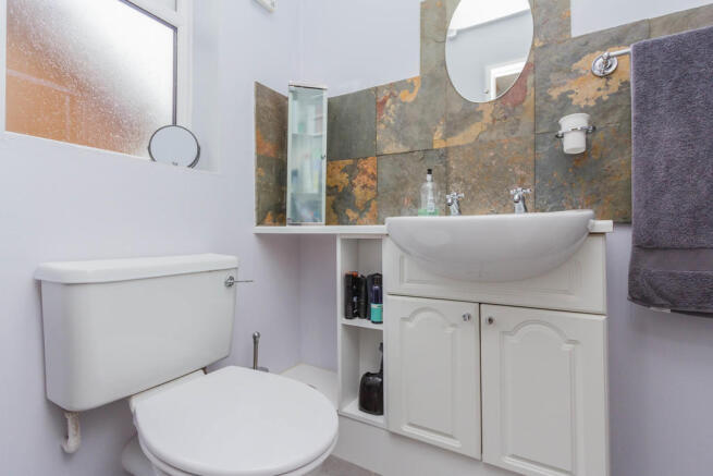 Ensuite Shower Ro...