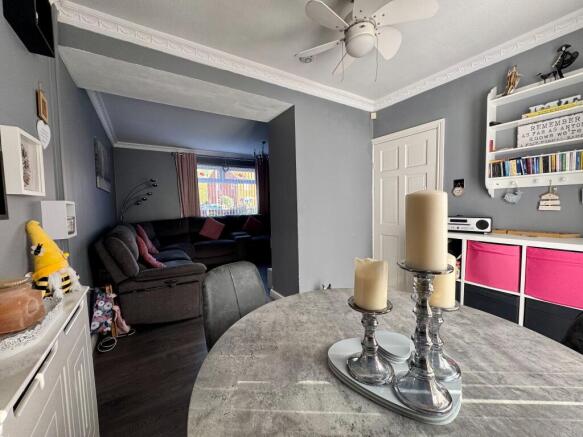 Flaxcroft Road, Woodhouse Park, Manchester, M22 photo 5