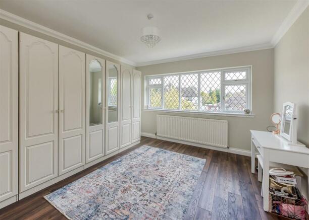 59 Sabrina Road-bed2.jpg