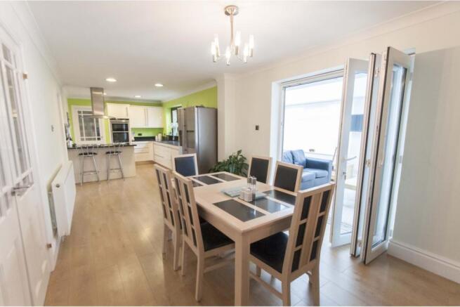 Kitchen/Dining Room
