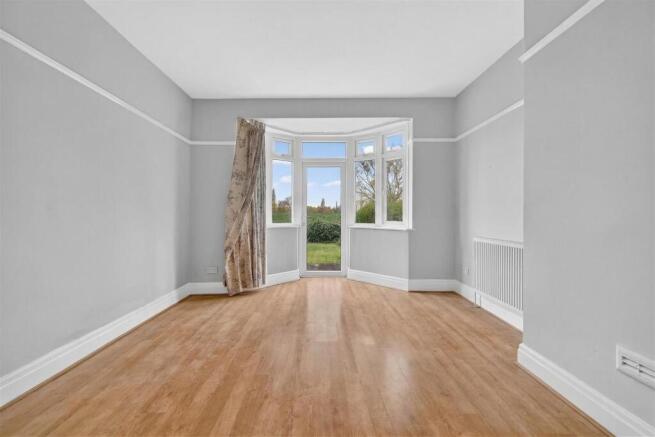 3 bed Semi-Detached for sale Image 7