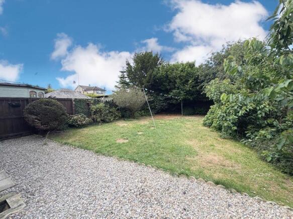 3 bed Semi-Detached for sale Image 11