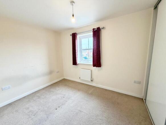 2 bed Semi-Detached for sale Image 5