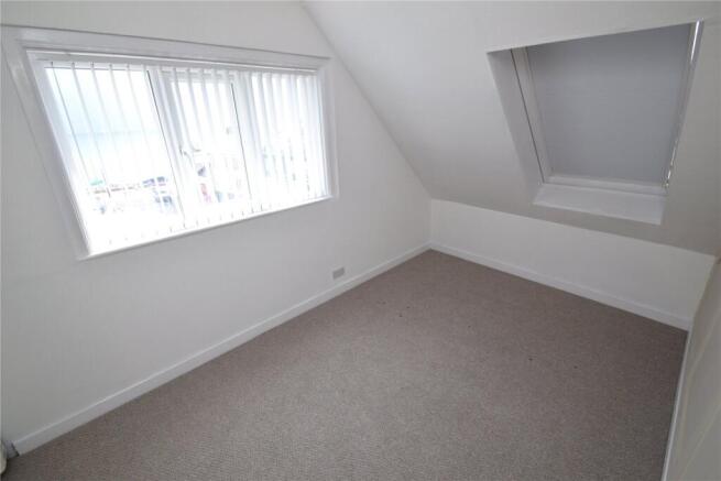 2 bed Apartment to rent Image 7