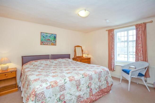 Bedroom 3.jpg