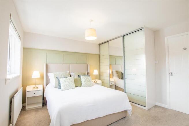 bedroom.one-2.jpg