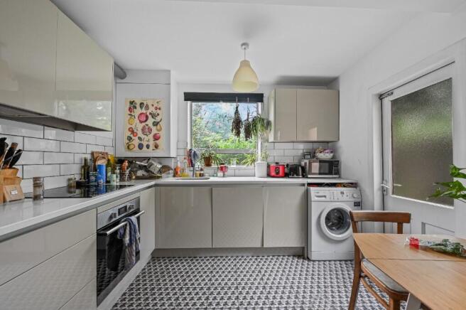Kitchen/Dining