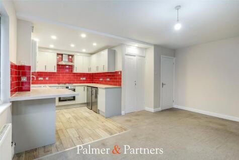 Violet Close, Chelmsford, Essex, CM1